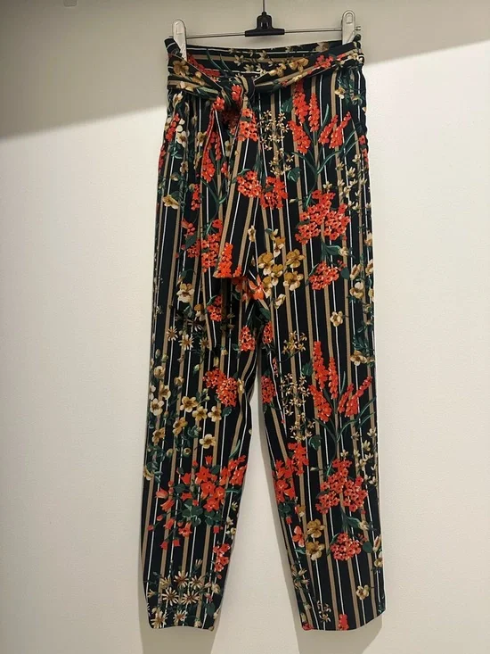 Floral Striped High Waisted Zara pants - Picture 1 of 2